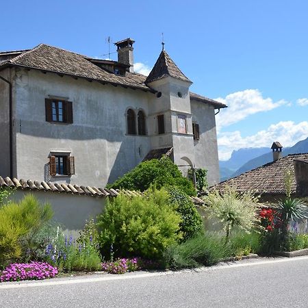 Ansitz Weissenheim Appartement Eppan an der Weinstraße Kamer foto